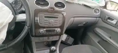 Peça sobressalente para automóvel em segunda mão sistema de áudio / rádio cd por ford focus berlina (cap) ambiente (d) referências oem iam 