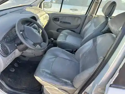 Автозапчастина б/у передне праве сиділо для renault scenic (ja..) 1.9 dci authentique посилання на oem iam 