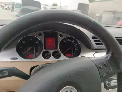 Peça sobressalente para automóvel em segunda mão quadrante por volkswagen passat b6 (3c2) 2.0 tdi 16v referências oem iam 