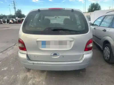 Автозапчастина б/у правий ліхтар для renault scenic (ja..) 1.9 dci authentique посилання на oem iam   