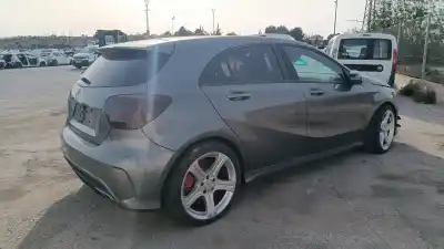 Pezzo di ricambio per auto di seconda mano filtro dell aria per mercedes-benz clase a (w176) a 45 amg 4-matic (176.052) 381 cv / 280 kw riferimenti oem iam   