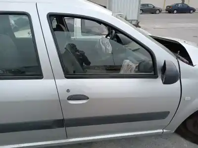 Автозапчастина б/у передні праві двері для dacia logan ambiance посилання на oem iam    Автозапчастина б/у передні праві двері для dacia logan ambiance посилання на oem iam