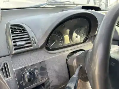 Pièce détachée automobile d'occasion COMPTEUR DE VITESSE TABLEAU DE BORD pour MERCEDES-BENZ VITO (W639) BASIC, COMBI  Références OEM IAM   