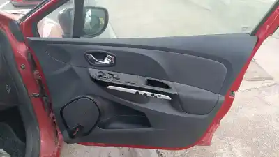 Автозапчасти б/у ОБИВКА ПЕРЕДНЕЙ ПРАВОЙ ДВЕРИ за RENAULT CLIO IV (BH_)  ссылки OEM IAM   