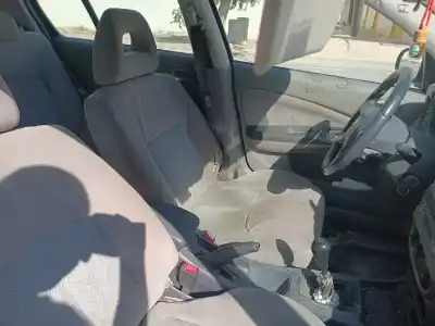 Tweedehands auto-onderdeel LINKER VOORSTOEL voor NISSAN ALMERA (N16/E)  OEM IAM-referenties   