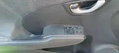 Second-hand car spare part left front power window switch for honda jazz (ge) 1.4 cat oem iam references 