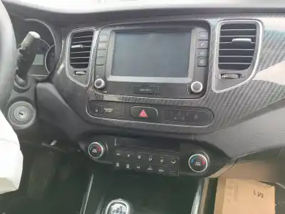 Pièce détachée automobile d'occasion COMMANDE DE CLIMATISATION / CHAUFFAGE pour KIA CARENS IV  Références OEM IAM   