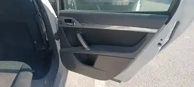 Pièce détachée automobile d'occasion GARNITURE DE PORTE ARRIÈRE DROITE pour PEUGEOT 407 SW  Références OEM IAM   