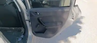 Second-hand car spare part right rear door trim for peugeot 208 allure oem iam references 