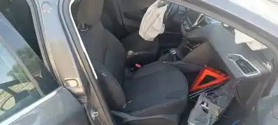 Second-hand car spare part right front seat for peugeot 208 allure oem iam references 