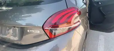 Second-hand car spare part right tailgate light for peugeot 208 allure oem iam references 