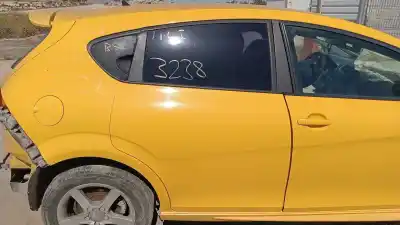 Peça sobressalente para automóvel em segunda mão porta do automóvel traseira direita por seat leon (1p1) 1.6 referências oem iam 