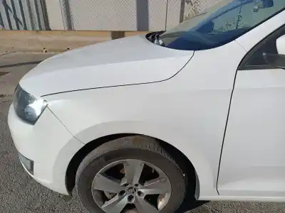 Second-hand car spare part left front fin for skoda rapid active oem iam references 