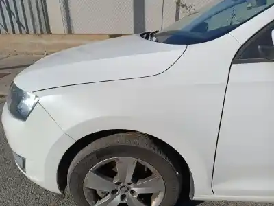 Second-hand car spare part left front fin for skoda rapid active oem iam references   