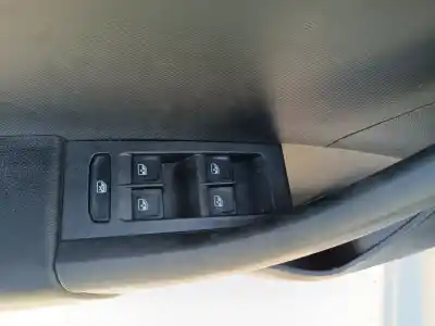 Second-hand car spare part left front power window switch for skoda rapid active oem iam references 