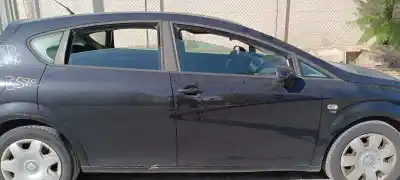 Tweedehands auto-onderdeel rechts voordeur voor seat leon (1p1) 2.0 tdi 16v oem iam-referenties 