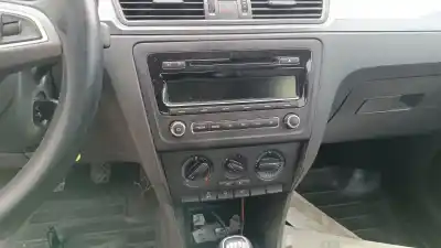 Second-hand car spare part AUDIO SYSTEM / RADIO CD for SKODA RAPID (NH) (07.2012->)  OEM IAM references   