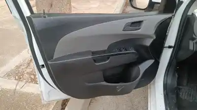 Second-hand car spare part left front door trim for chevrolet aveo ls oem iam references 