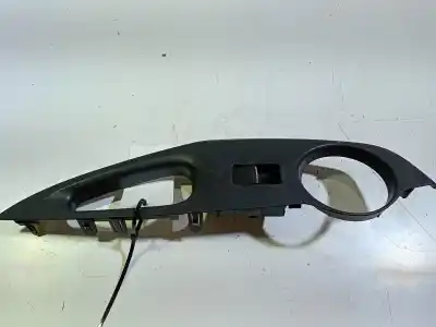 Pezzo di ricambio per auto di seconda mano comando alzacristalli posteriori destro per toyota corolla (e21) hybrid active riferimenti oem iam 7427102790