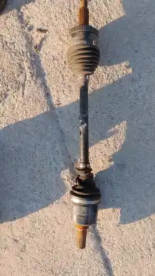 Pezzo di ricambio per auto di seconda mano trasmissione anteriore sinistra per kia sportage emotion 4x2 riferimenti oem iam 