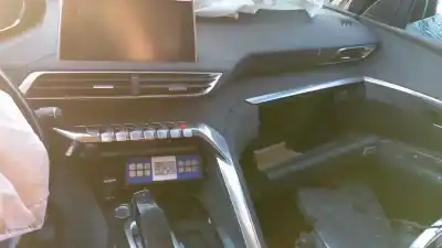 İkinci el araba yedek parçası SOL ÖN PENCERE ANAHTARI için PEUGEOT 3008  OEM IAM referansları   