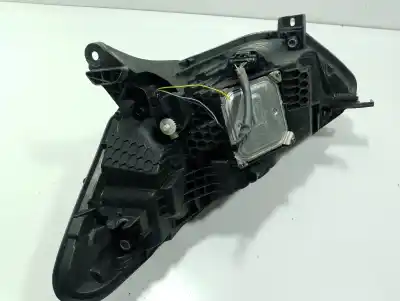 Pezzo di ricambio per auto di seconda mano FARO ANTERIORE DESTRO per RENAULT CAPTUR  Riferimenti OEM IAM 01297702  260101671R