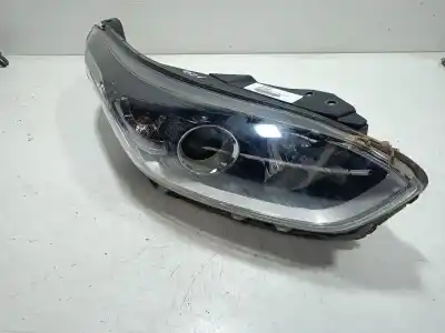 Second-hand car spare part right headlight for kia ceed business oem iam references 