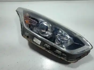 Second-hand car spare part right headlight for kia ceed business oem iam references   