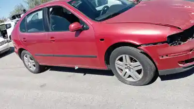 Pezzo di ricambio per auto di seconda mano Parafango Anteriore Destro per SEAT LEON (1M1) 1.9 TDI Riferimenti OEM IAM   
