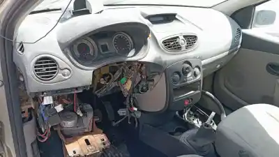 Pezzo di ricambio per auto di seconda mano  per RENAULT CLIO III  Riferimenti OEM IAM   