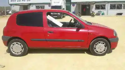 Pezzo di ricambio per auto di seconda mano condensatore / radiatore aria condizionata per renault clio ii fase i (b/cbo) 1.2 limited (b/cboa/f) riferimenti oem iam   