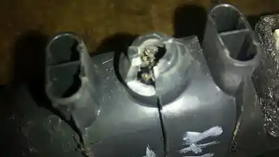 Second-hand car spare part rear left power window switch for renault scenic ii authentique oem iam references   