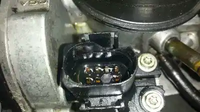 Peça sobressalente para automóvel em segunda mão borboleta de admissão por audi a4 berlina (b5) * referências oem iam 058133063  