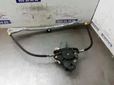 Pezzo di ricambio per auto di seconda mano ALZACRISTALLI ANTERIORE SINISTRO per RENAULT CLIO II FASE I (B/CBO)  Riferimenti OEM IAM 0130822020  
