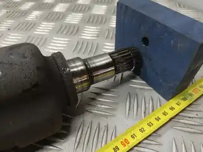 Second-hand car spare part front right transmission for toyota auris active oem iam references   