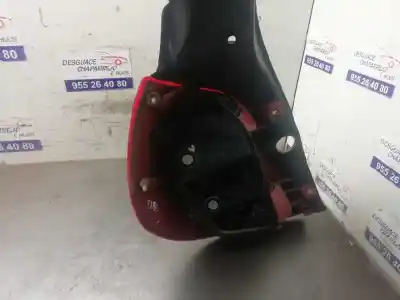 Second-hand car spare part right tailgate light for renault clio iii authentique oem iam references   