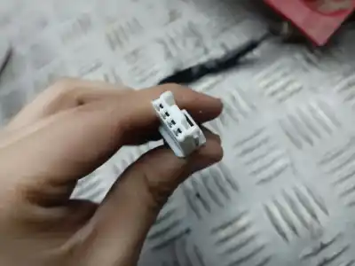 Second-hand car spare part right tailgate light for toyota auris active oem iam references   