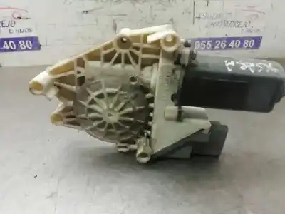 Pièce détachée automobile d'occasion MOTEUR LÈVE VITRE ARRIÈRE GAUCHE pour PEUGEOT 607 (S1)  Références OEM IAM 1137328226  