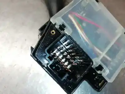 Pezzo di ricambio per auto di seconda mano comando pulito per ford focus lim. (cb4) trend riferimenti oem iam 4m5t17a553bd  