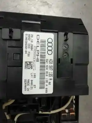 Автозапчастина б/у внутрішне світло для audi a8 (4e2) 3.0 tdi quattro посилання на oem iam 4e0907135  