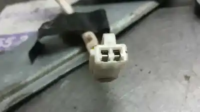 Second-hand car spare part rear right window regulator for mazda premacy (cp) td active oem iam references 8621003922  