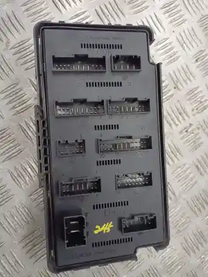 Second-hand car spare part fuse box unit for ssangyong actyon 200 xdi oem iam references 8239031033  ak4376