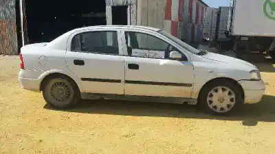 Peça sobressalente para automóvel em segunda mão centralina de motor uce por opel astra g berlina comfort referências oem iam 09355929  