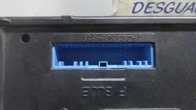 Peça sobressalente para automóvel em segunda mão caixa de fusíveis e relés por renault fluence dynamique referências oem iam a2c53284891  