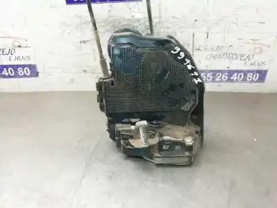 Автозапчасти б/у замок задней левой двери за toyota corolla (e15) básico ссылки oem iam 6906042021