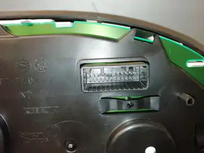 Peça sobressalente para automóvel em segunda mão quadrante por dacia duster ambiance 4x2 referências oem iam 248103023r  