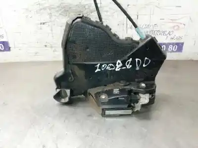 Peça sobressalente para automóvel em segunda mão fechadura da porta dianteira direita por toyota corolla (e12) 1.4 turbodiesel cat referências oem iam 6903002162