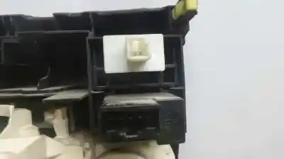 Peça sobressalente para automóvel em segunda mão comando de sofagem (chauffage / ar condicionado)  por toyota corolla (e12) 1.4 16v cat referências oem iam   