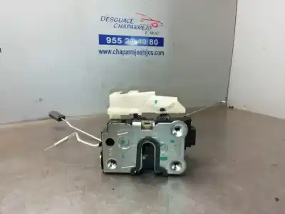 Peça sobressalente para automóvel em segunda mão fechadura da porta dianteira direita por dacia duster ambiance 4x2 referências oem iam 