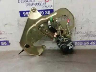 Second-hand car spare part rear left door lock for kia carnival ii 2.9 crdi cat oem iam references 